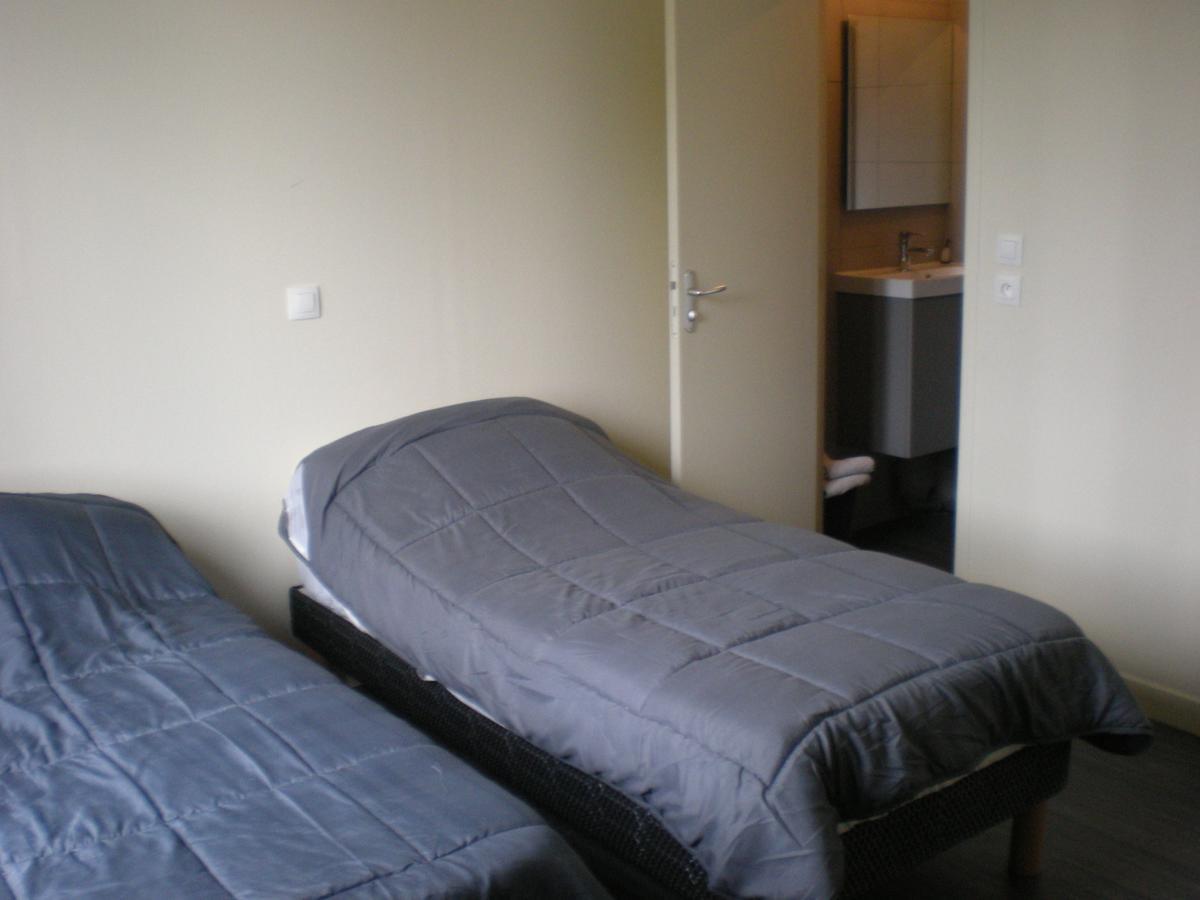 HOTEL Dg Méry-sur-Oise Eksteriør bilde
